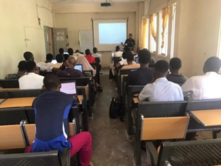 AI-Community-11-600x450